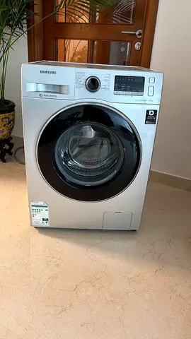 Samsung EcoBubble Front Load Washing Machine - Digital Inverter - 1200 RPM