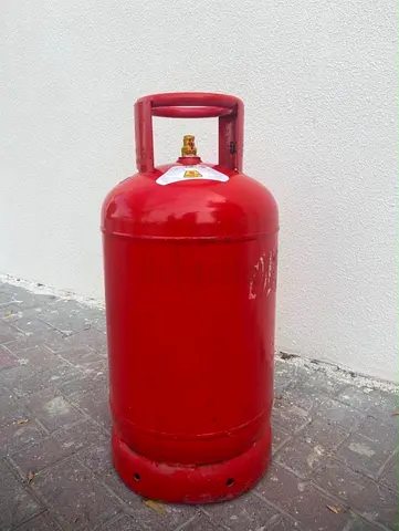 Used Red Gas Cylinder - 13kg (Good Condition)