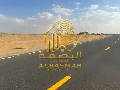 لقطه للبيع ارض سكنيه بالشارقه منطقه مزيرعه الرحمانيه علي صف المسجد تملك حر للعرب