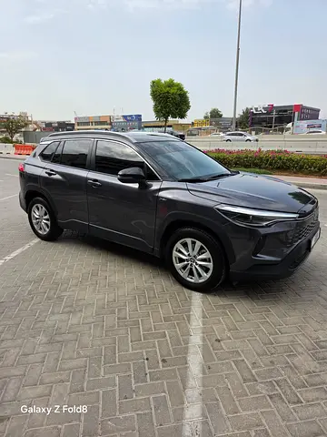 Corolla Cross Hybrid (( FULL OPTION )