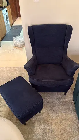 Single couch