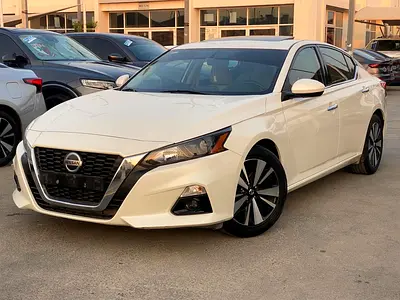 Nissan Altima SV 2022 | GCC Specs | Low Mileage | Pristine Condition