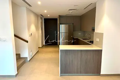 Desired Community | Bright | Close to amenities