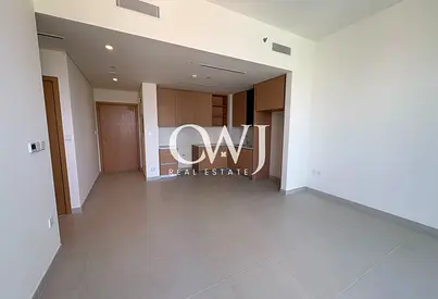 Brand New | Vacant | Full Park View