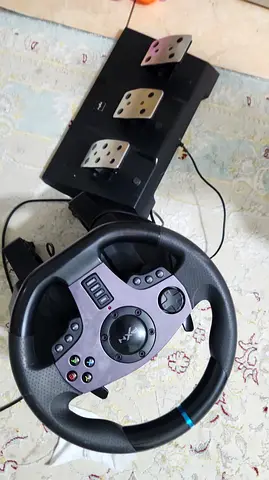Logitech-style Racing Wheel with Pedals (USB) - Good Working Condition