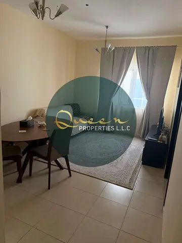 شقة غرفة وصالة مفروشة بالكامل للبيع في قرية الأميرة بعجمان