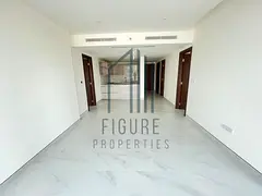 2BR Apartment (massive storage) Lower Floor - Downtown Skyline View