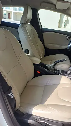 2015 Volvo V-CLASS — фото 11