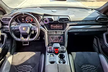 صورة 9 لـ 2019 Lamborghini URUS