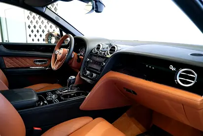 صورة 12 لـ 2017 Bentley BENTAYGA