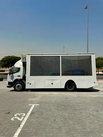 Truck Mitsubishi Fuso