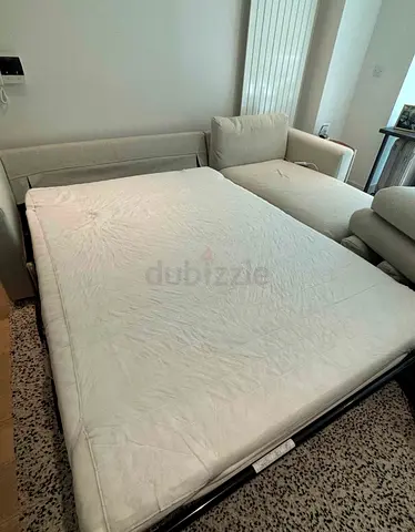 Modern L-Shaped Sofa Bed in Beige vimle