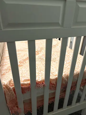 Baby crib