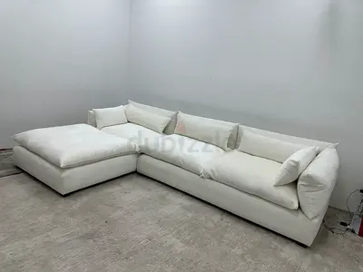 Selling marina home lshape sofa