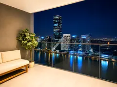 Stunning Canal & Skyline View I Brand New Unit