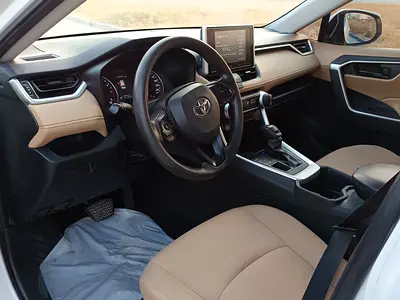 صورة 8 لـ 2023 Toyota RAV 4
