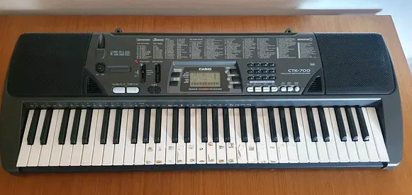 Casio Electronic Keyboard CTK-700