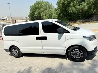 صورة 7 لـ 2019 Hyundai H1