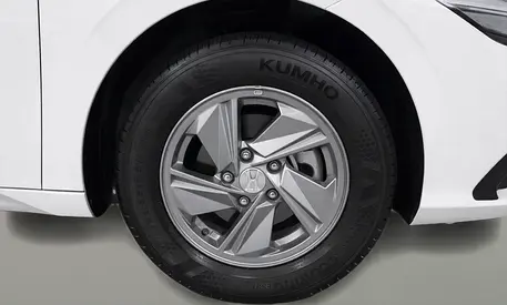2025 Hyundai ELANTRA 照片 12