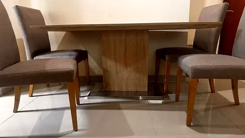Daning table