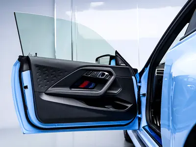 2025 BMW M2 photo 9
