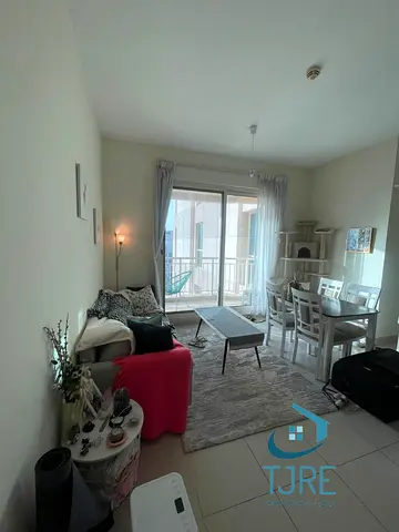 High Floor| Modern Layout| Vacant