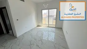 First-tenant apartment with two bedrooms and a living room, spacious area, and balcony with a distin
