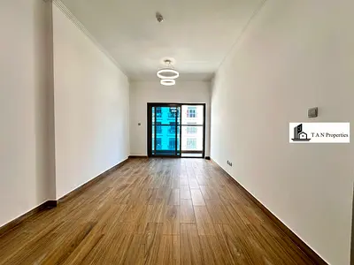 Spacious Layout | 6 Cheques Flexible | Ready to Move