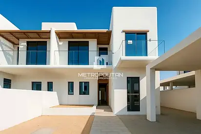 Water View | Single Row | Nearby Community Center