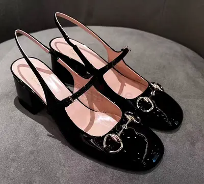 Gucci Horsebit 55 Patent Leather Slingback Pumps Size 38.5