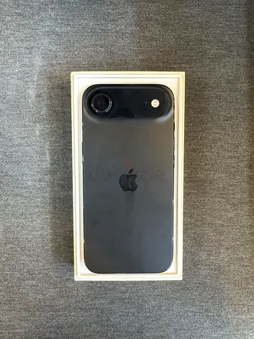 17 Air 1TB Black TDRA🇦🇪