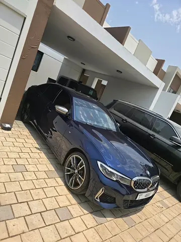 Pristine BMW 3-Series 340i 2020 | GCC Specs | Low Mileage | Agency Maintained