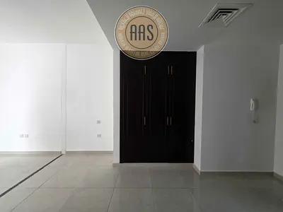 Don't Miss This Excellent Offer 1 Month Free Studio Prime Location