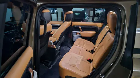 Land Rover Defender 130 HSE, миниатюра 5