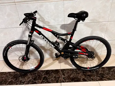 Btwin Mountain Bike L size
