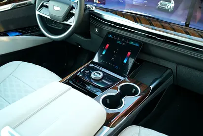 2026 Cadillac ESCALADE — миниатюра 13