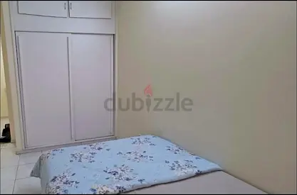 Room available for family/couple/ladies/men AL QUSAIS Damascus street 2200+dewa