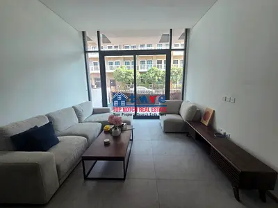 Spacious 1 Bedroom | Large Terrace | 25th August