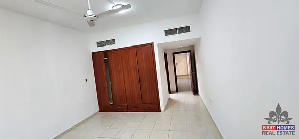 VACANT AND FULLY OPEN VIEW 2BHK FOR SALE IN HORIZON TOWERS WITH PARKING