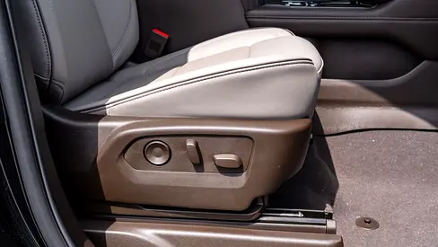صورة 14 لـ 2026 GMC YUKON