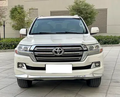 Toyota Land Cruiser 2018 GXR V8 - GCC Specs - Excellent Condition