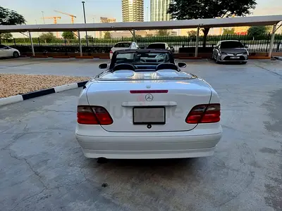 2000 Mercedes-BENZ CLK — фото 5