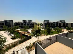 Spacious Family Home | Prime Location | Park View