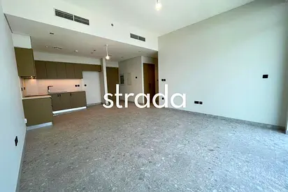 Golf Course View| Vacant Large Layout