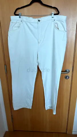 White women's jeans - size approx EUR 44, gently used