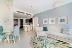 The Signature l Luxury Living l Burj & View