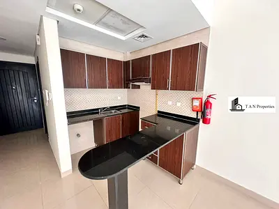 Stunning Layout | 6 Cheques Flexible | Prime Location