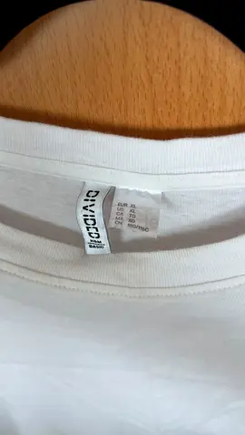 Plain white cotton t-shirt, size XL