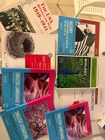 Set of Pearson English Language B (IGCSE) student books + Edexcel Chemistry revision book