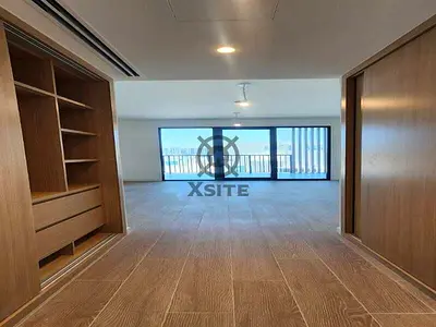 Modern 4 BR| Prime Location|Cozy Living